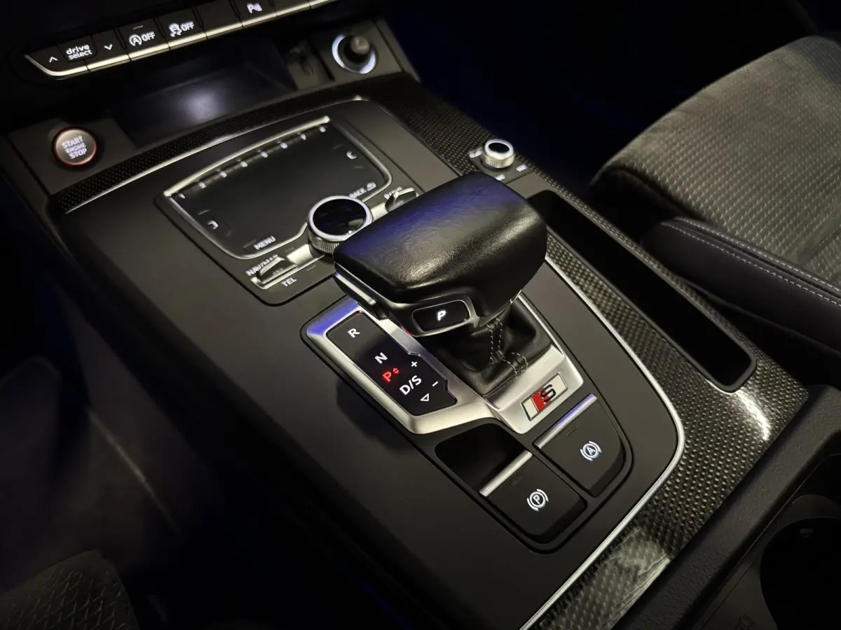 3.0 TFSI SQ5 |PANO|SFEER|RS ZETELS|MASSAGE|BLIND SPOT|BOMVOL!