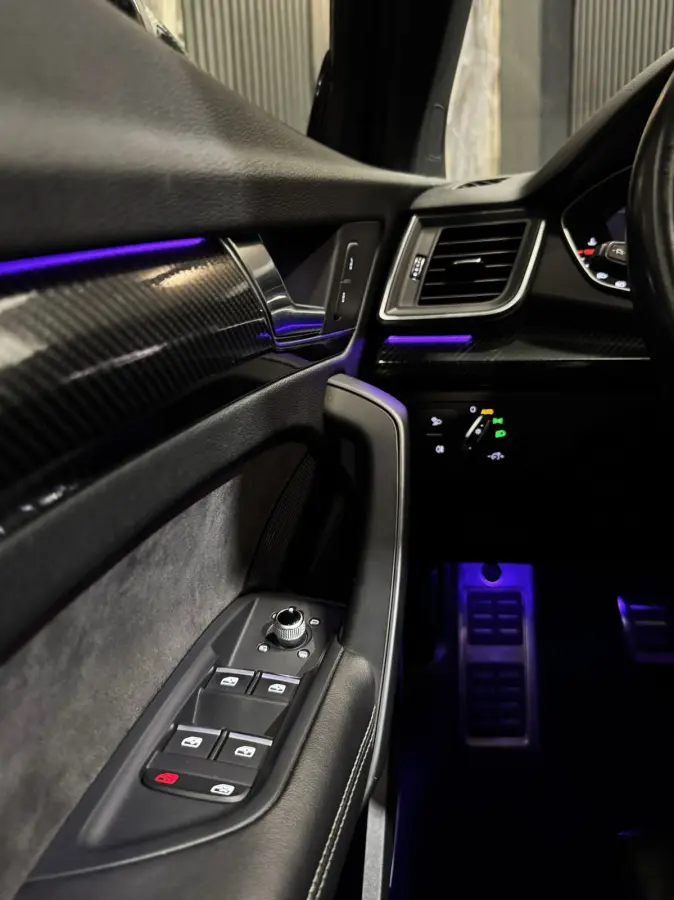3.0 TFSI SQ5 |PANO|SFEER|RS ZETELS|MASSAGE|BLIND SPOT|BOMVOL!