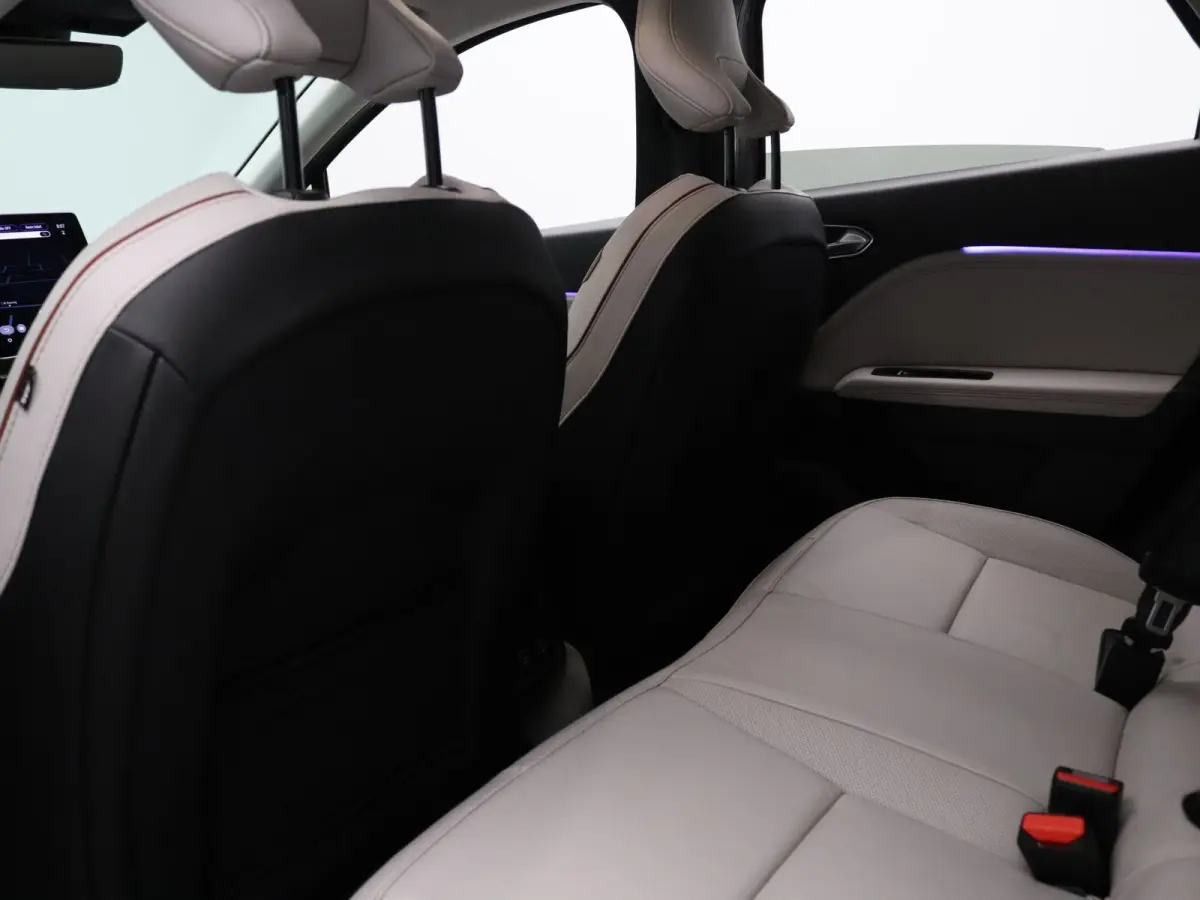 TCe 130pk Initiale Paris EDC/Automaat BOSE | Trekhaak