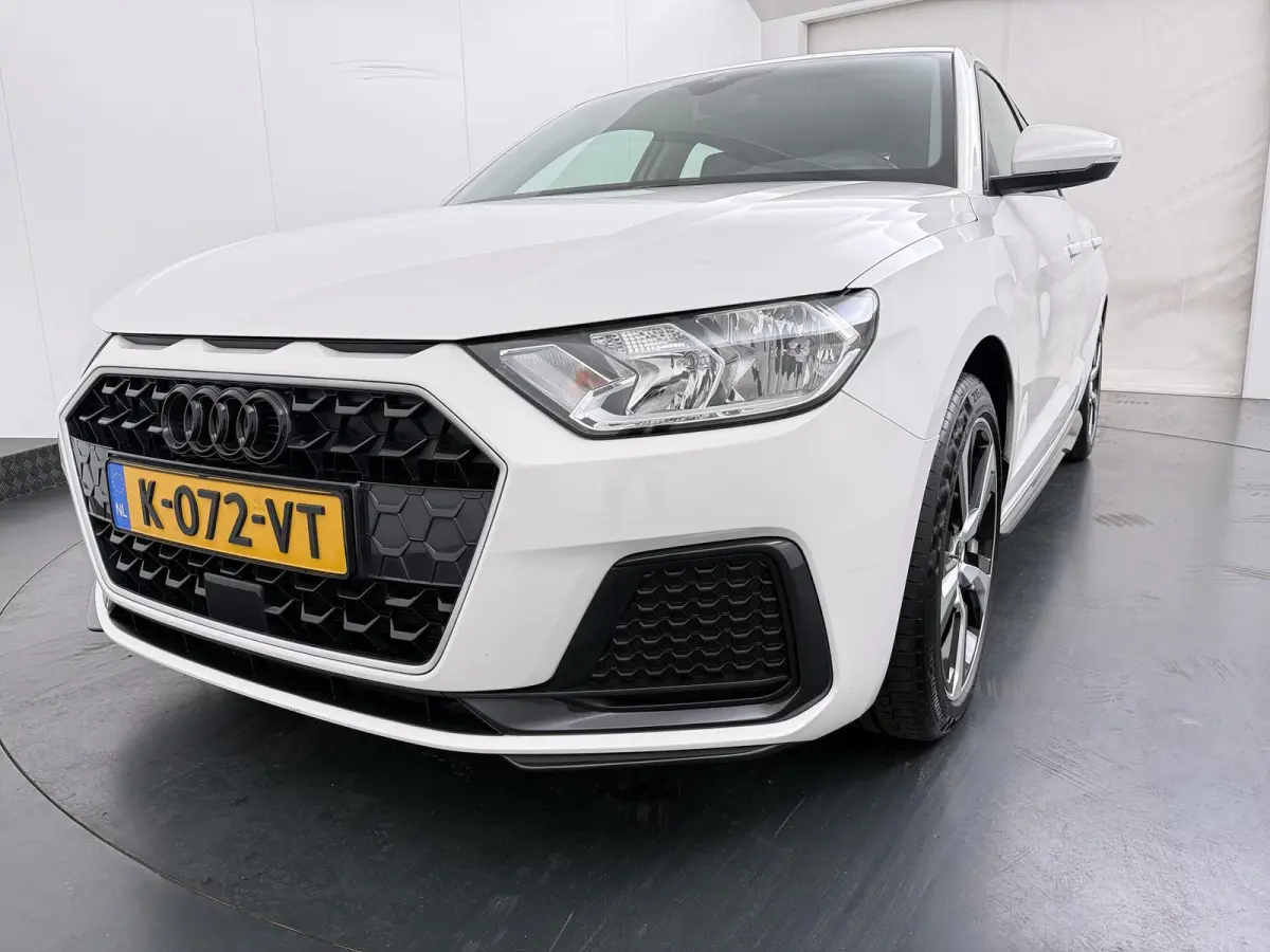 25 TFSI epic | stoelverwarming | 17" velgen |