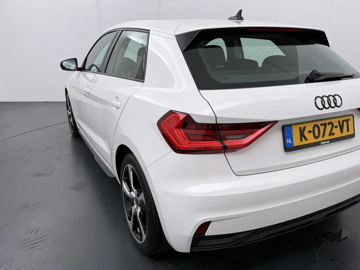 25 TFSI epic | stoelverwarming | 17" velgen |