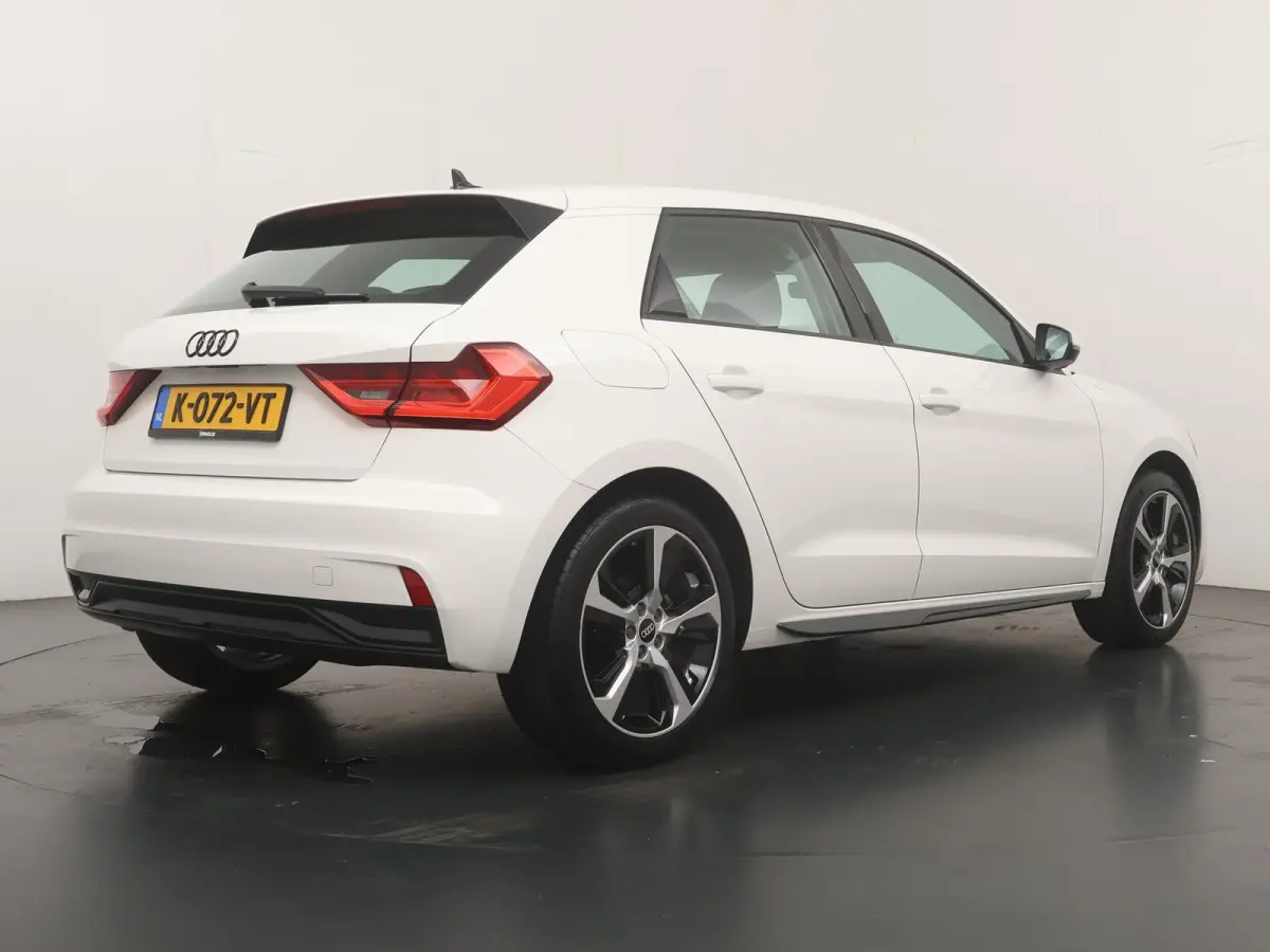 25 TFSI epic | stoelverwarming | 17" velgen |