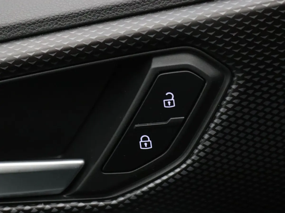 1.0 TSI Life Camera | Adapt. Cruise