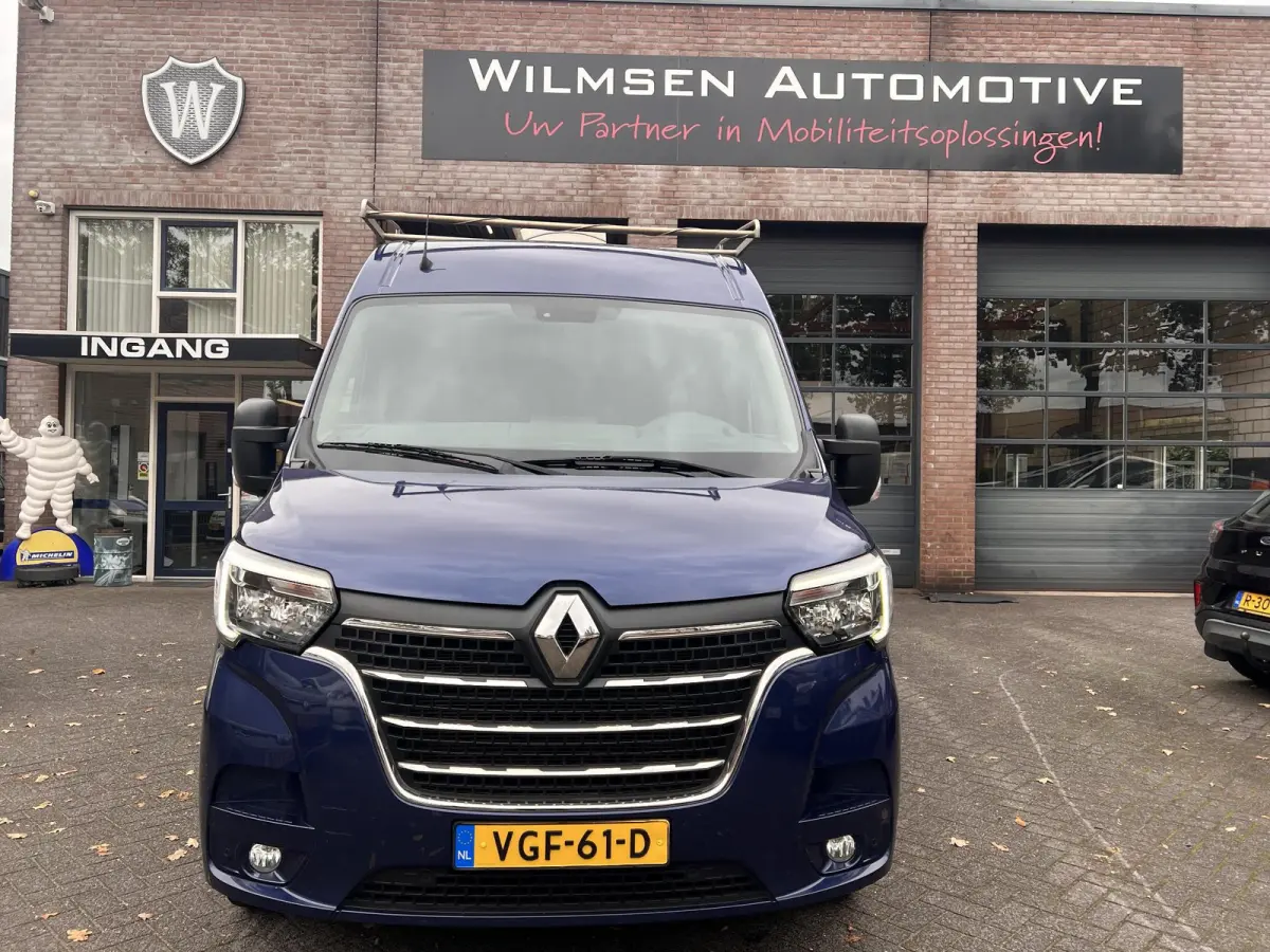 T35 2.3 dCi 150 L2H3 Champions Edition Renault Master T35 2.3 dCi 150 L2H3 Energy