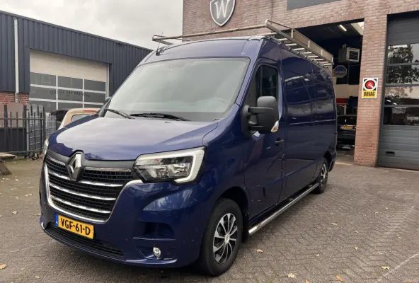 T35 2.3 dCi 150 L2H3 Champions Edition Renault Master T35 2.3 dCi 150 L2H3 Energy