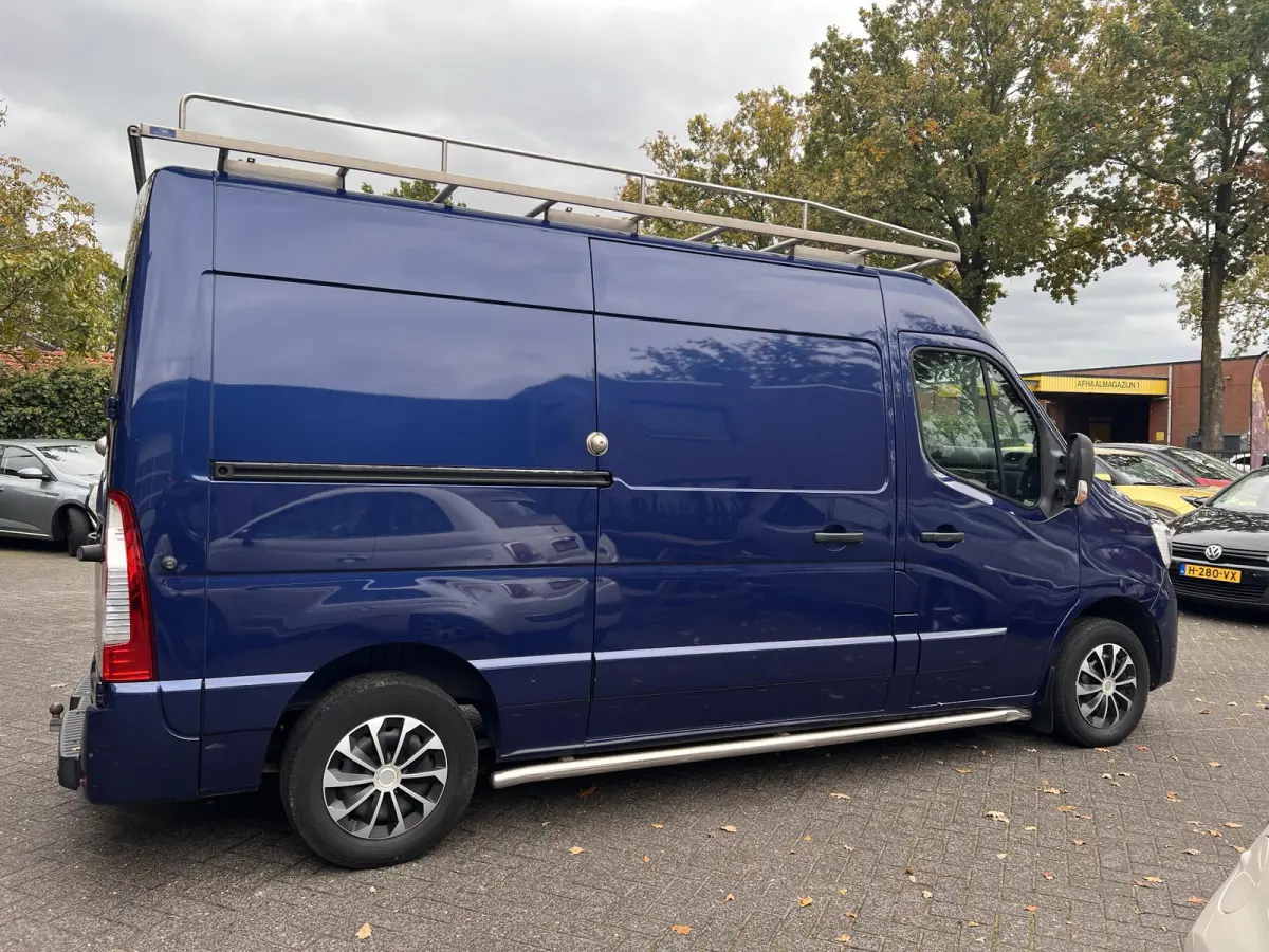 T35 2.3 dCi 150 L2H3 Champions Edition Renault Master T35 2.3 dCi 150 L2H3 Energy