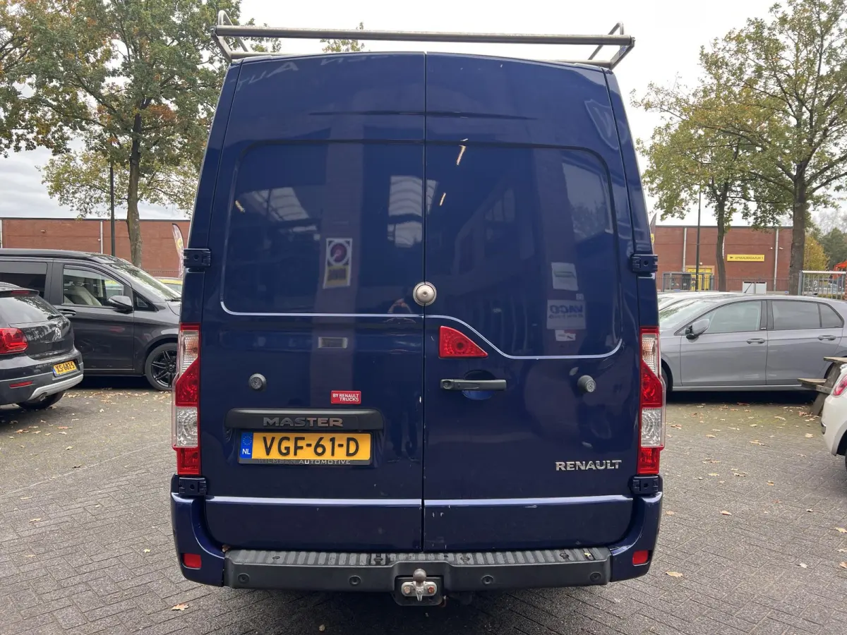 T35 2.3 dCi 150 L2H3 Champions Edition Renault Master T35 2.3 dCi 150 L2H3 Energy