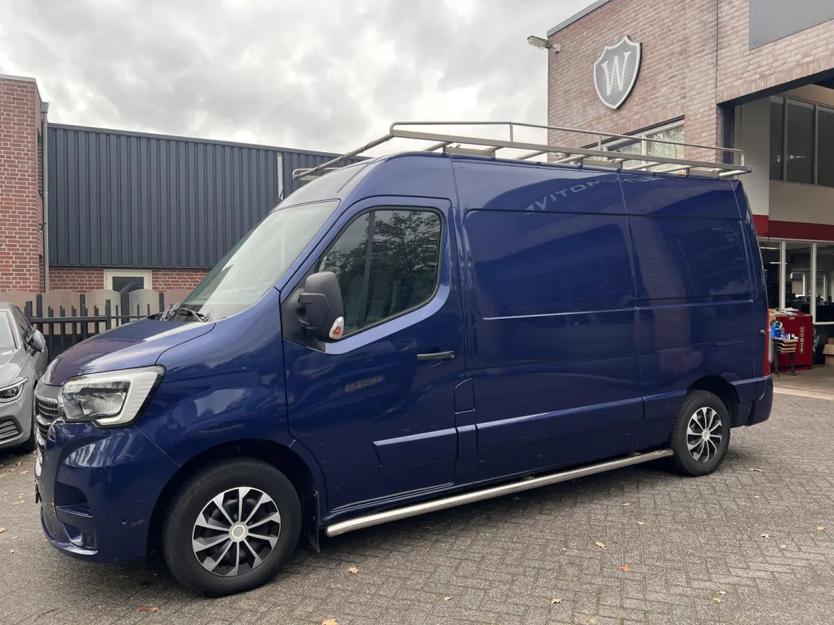 T35 2.3 dCi 150 L2H3 Champions Edition Renault Master T35 2.3 dCi 150 L2H3 Energy