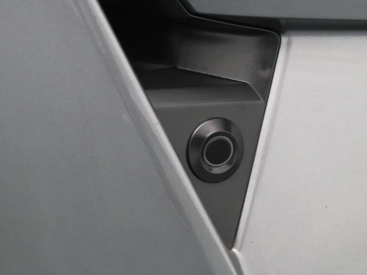 140pk MHEV N-Connecta 360° Camera | Trekhaak afneembaar.