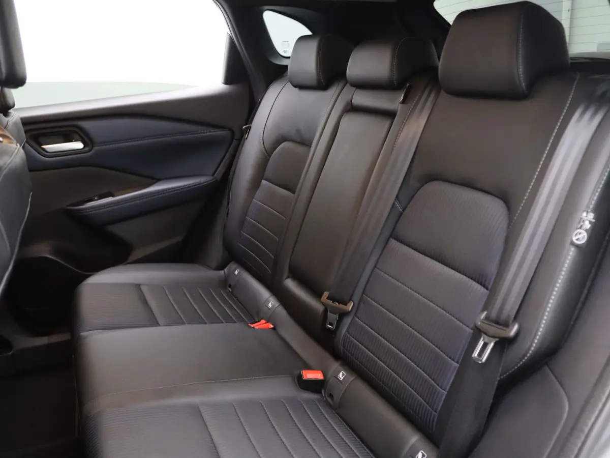 140pk MHEV N-Connecta 360° Camera | Trekhaak afneembaar.