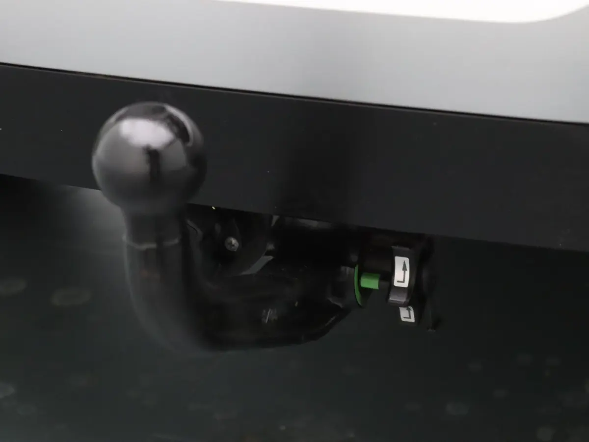 140pk MHEV N-Connecta 360° Camera | Trekhaak afneembaar.