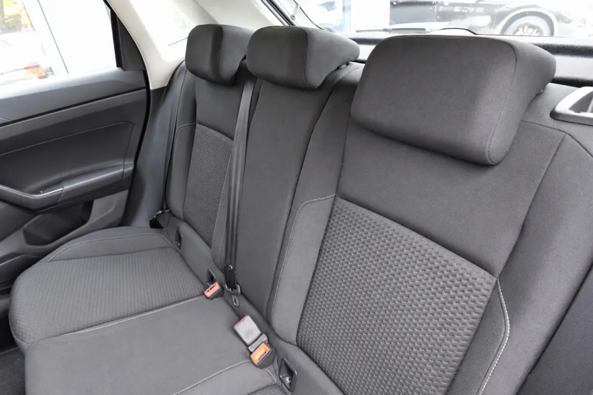 1.0 TSI Comfortline CARPLAY ACC AIRCO