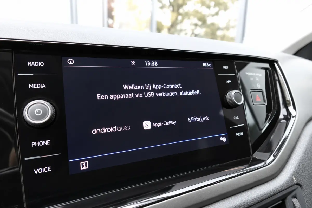 1.0 TSI Comfortline CARPLAY ACC AIRCO