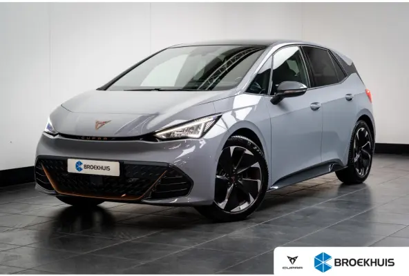62 kWh 204PK Adrenaline | PANORAMADAK | 19 INCH | NAVIGATIE | STOEL + STUURVERW. | HUD | WARMTEPOMP