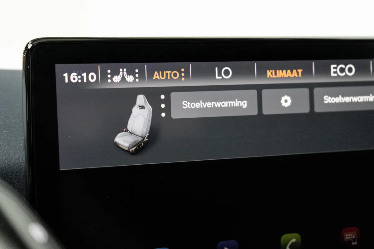 62 kWh 204PK Adrenaline | PANORAMADAK | 19 INCH | NAVIGATIE | STOEL + STUURVERW. | HUD | WARMTEPOMP
