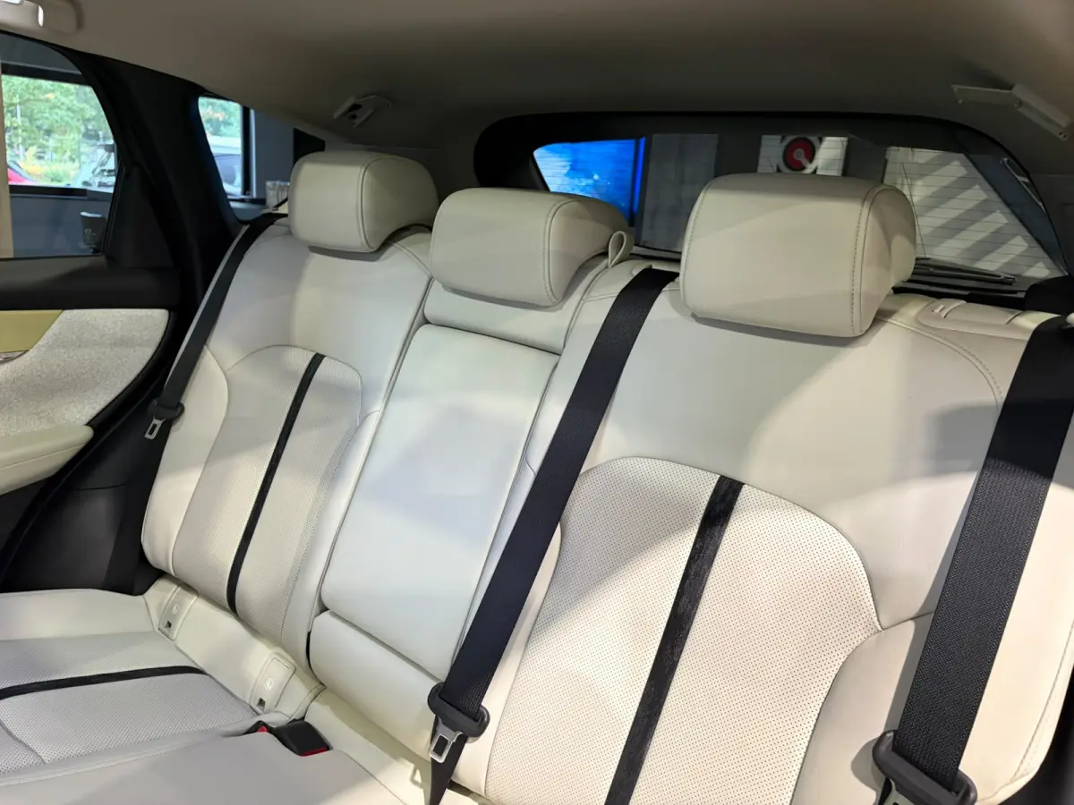 2.5 e-SkyActiv PHEV Takumi PHEV | Panoramadak | Trekhaak | Dodehoek | Camera | Carplay