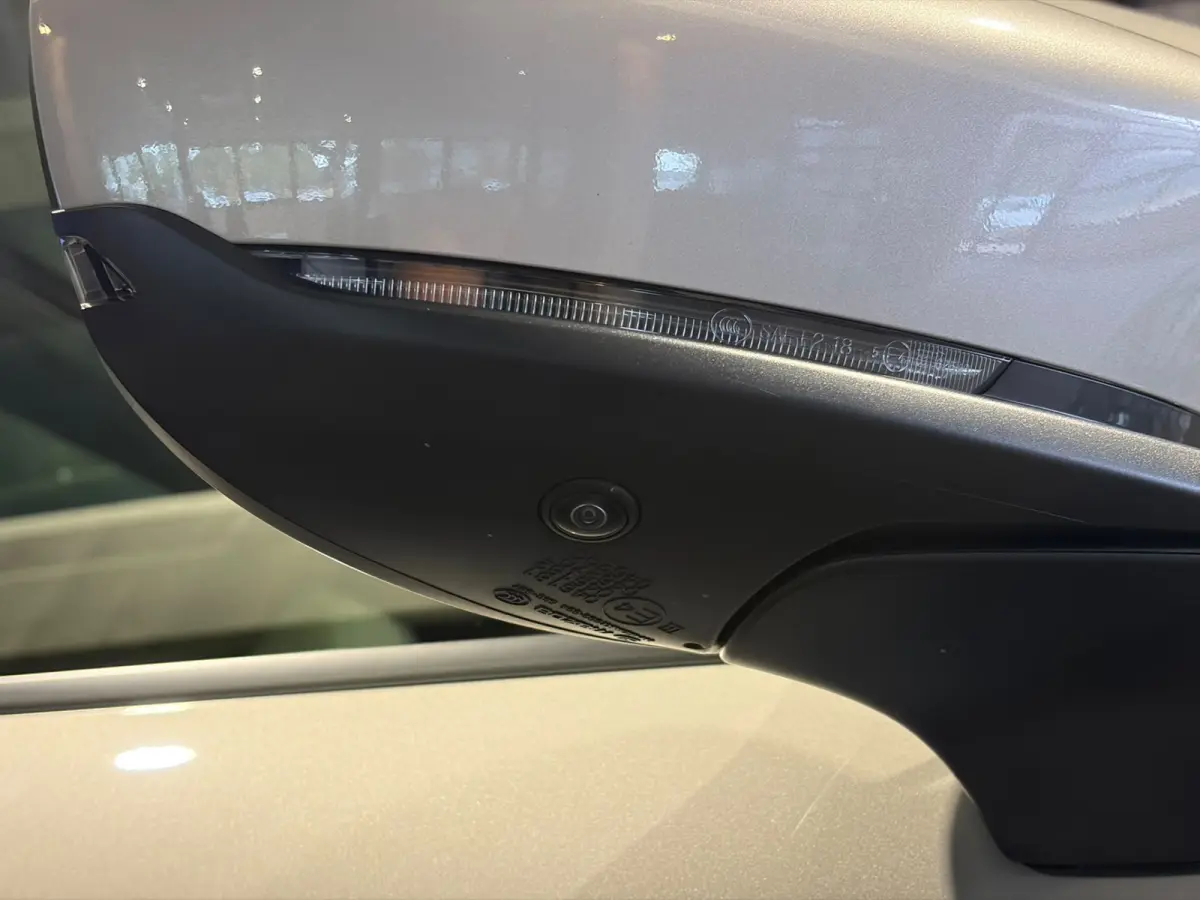 2.5 e-SkyActiv PHEV Takumi PHEV | Panoramadak | Trekhaak | Dodehoek | Camera | Carplay