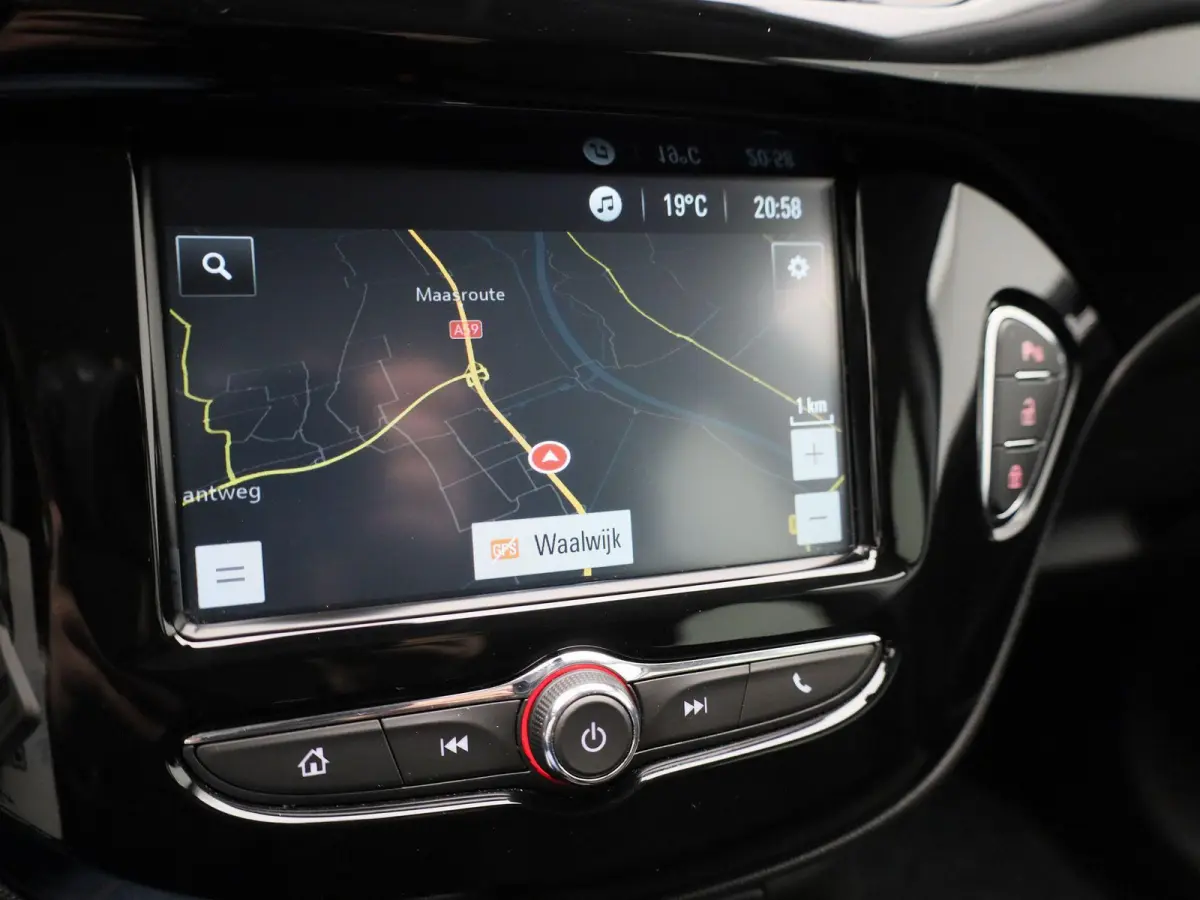 1.4 Cosmo | Airconditioning | Cruise Control | Navigatie | Lichtmetalen Velgen |