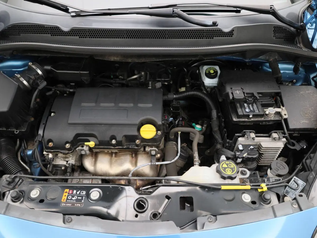 1.4 Cosmo | Airconditioning | Cruise Control | Navigatie | Lichtmetalen Velgen |