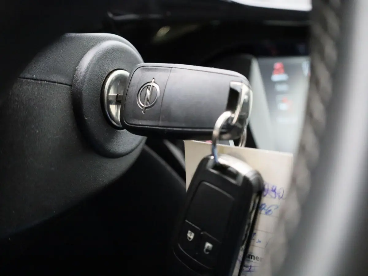 1.4 Cosmo | Airconditioning | Cruise Control | Navigatie | Lichtmetalen Velgen |
