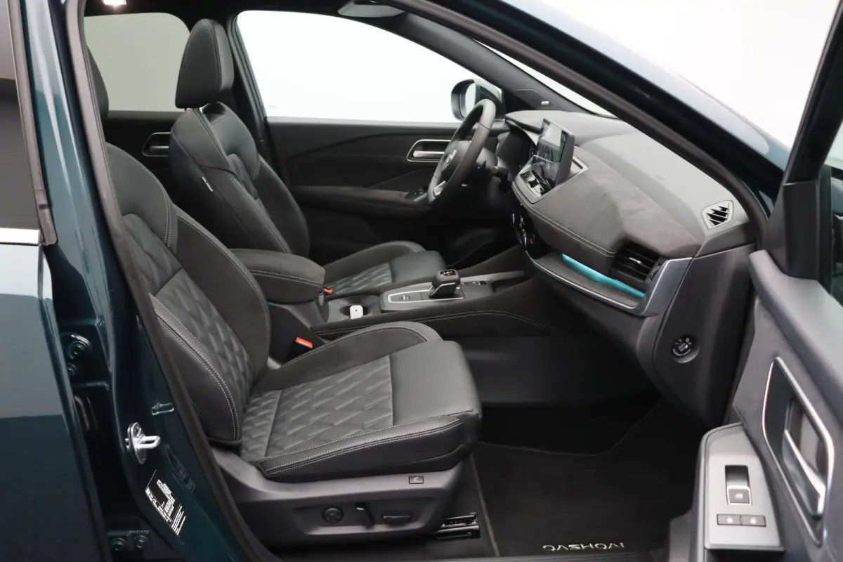 158pk MHEV Xtronic Tekna Plus | Bose Audio | Stoel, Stuur en Voorruitverwarming | Panoramadak | Lederen Bekleding |