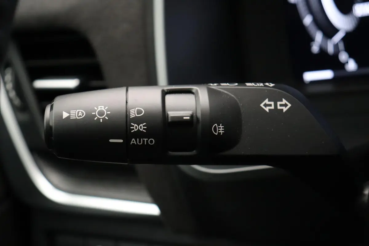 158pk MHEV Xtronic Tekna Plus | Bose Audio | Stoel, Stuur en Voorruitverwarming | Panoramadak | Lederen Bekleding |