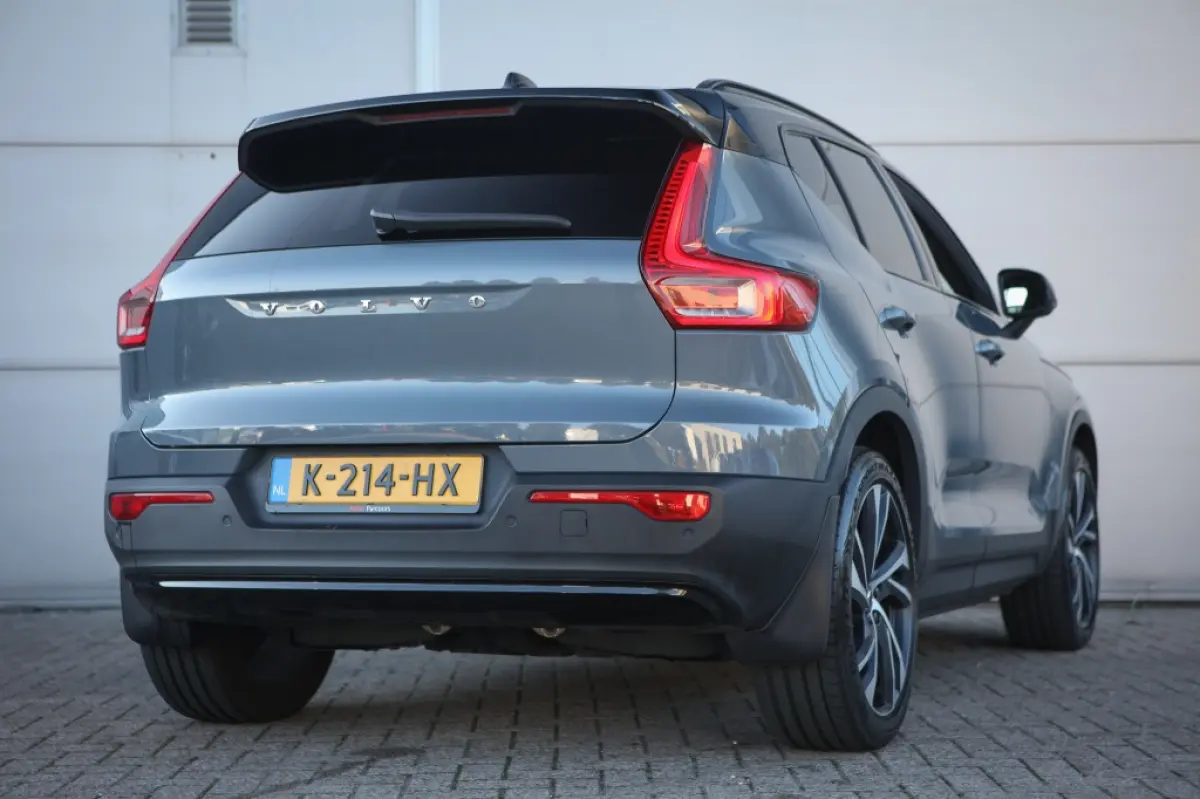 P8 AWD | 408 PK | Harman Kardon | Camera | Stuurverwarming | BTW