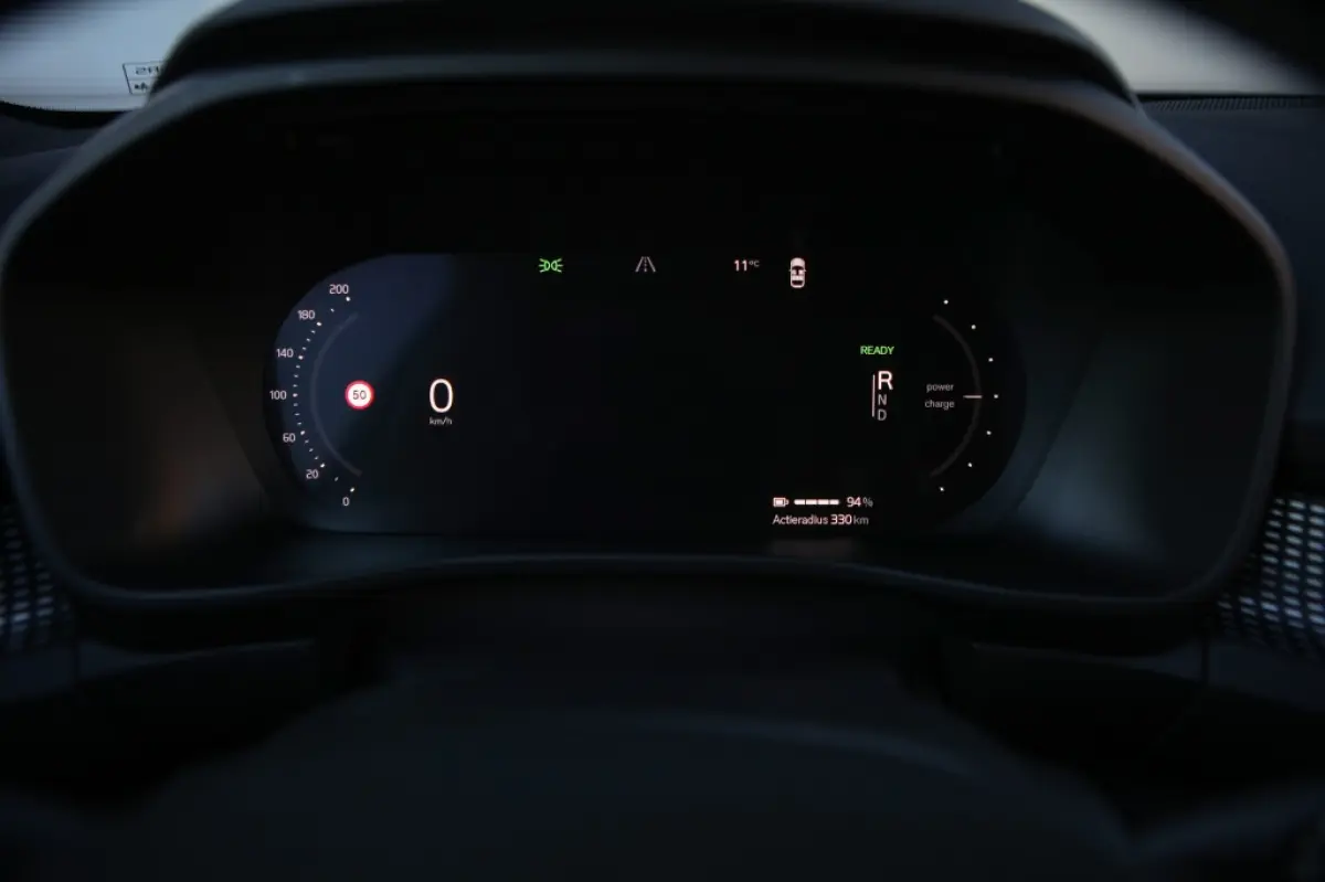 P8 AWD | 408 PK | Harman Kardon | Camera | Stuurverwarming | BTW