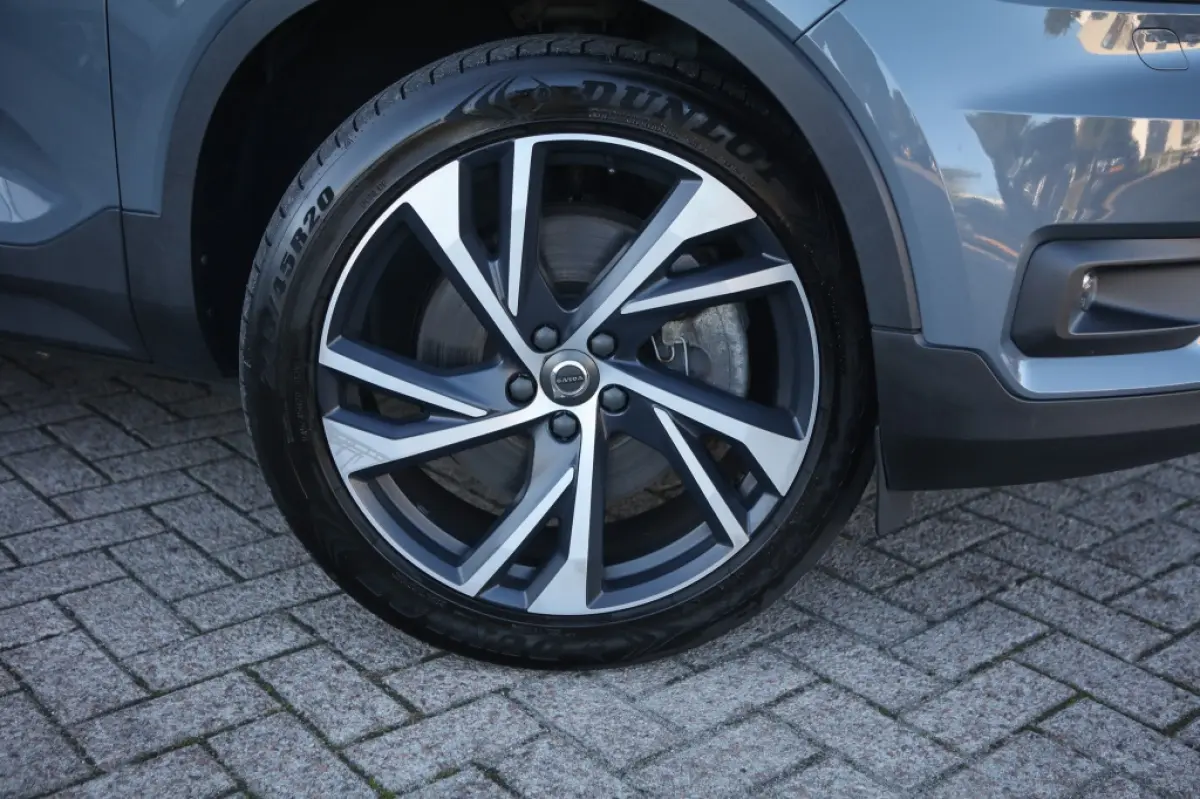 P8 AWD | 408 PK | Harman Kardon | Camera | Stuurverwarming | BTW
