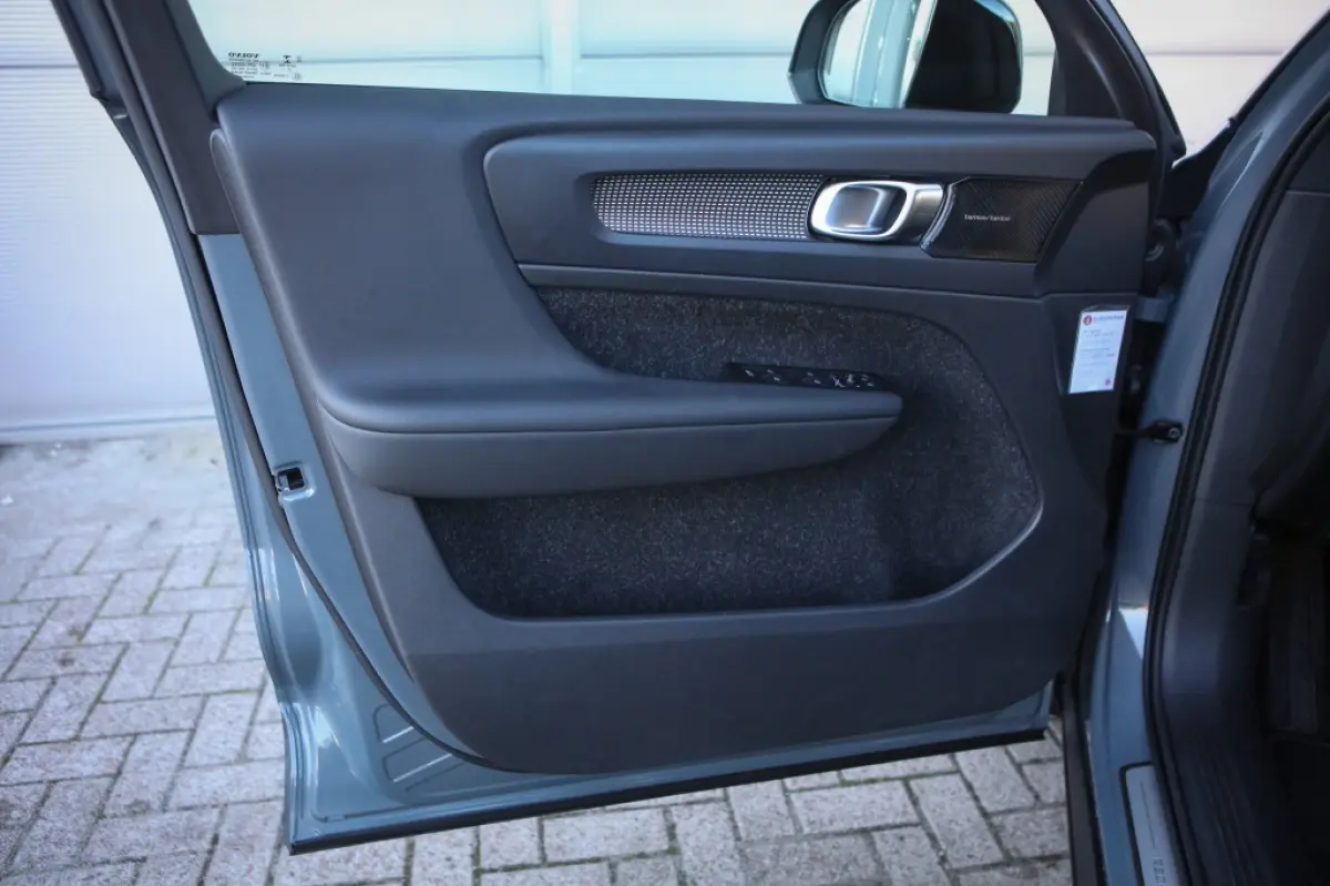 P8 AWD | 408 PK | Harman Kardon | Camera | Stuurverwarming | BTW