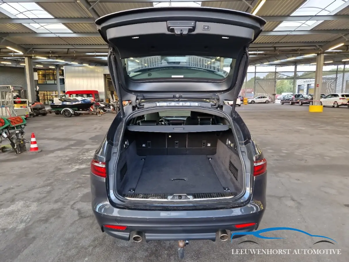 2.0t Premium Sport Edition, NL-dealer auto, half leer, clima, cruise, camera, stoel-stuurverw.
