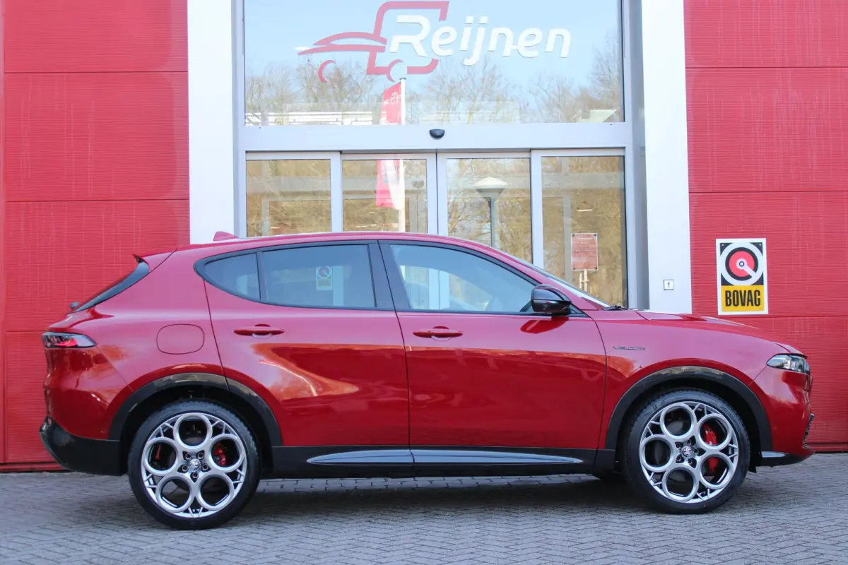 1.5T 160PK HYbrid VELOCE | LEDEREN BEKLEDING | VOORSTOELEN / STUUR VERWARMD | VOORSTOELEN GEVENTILEERD | VOORSTOELEN ELEKTRISCH VERSTELBAAR MET GEHEUGEN FUNCTIE |  HARMAN CARDON PREMIUM AUDI