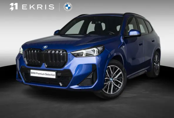 xDrive30 | M Sportpakket | Comfort Access | 18 inch | Sportstoelen | Driving Assistant Plus | Trekhaak