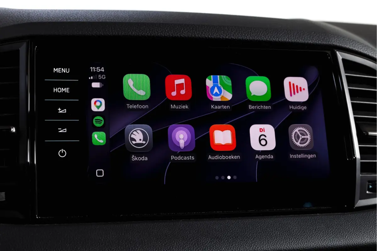 1.5 TSI ACT Sportline Business 150 PK | S/K-Panodak | Dig. Cockpit | Adapt. Cruise | Stoel-+Stuurverw. | PDC | Camera | NAV + App. Connect | ECC | Afn. Trekhaak | LM 19" |