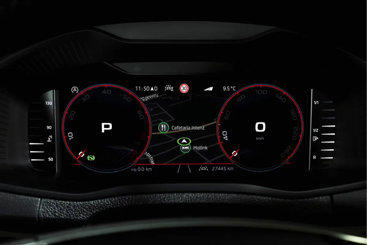 1.5 TSI ACT Sportline Business 150 PK | S/K-Panodak | Dig. Cockpit | Adapt. Cruise | Stoel-+Stuurverw. | PDC | Camera | NAV + App. Connect | ECC | Afn. Trekhaak | LM 19" |