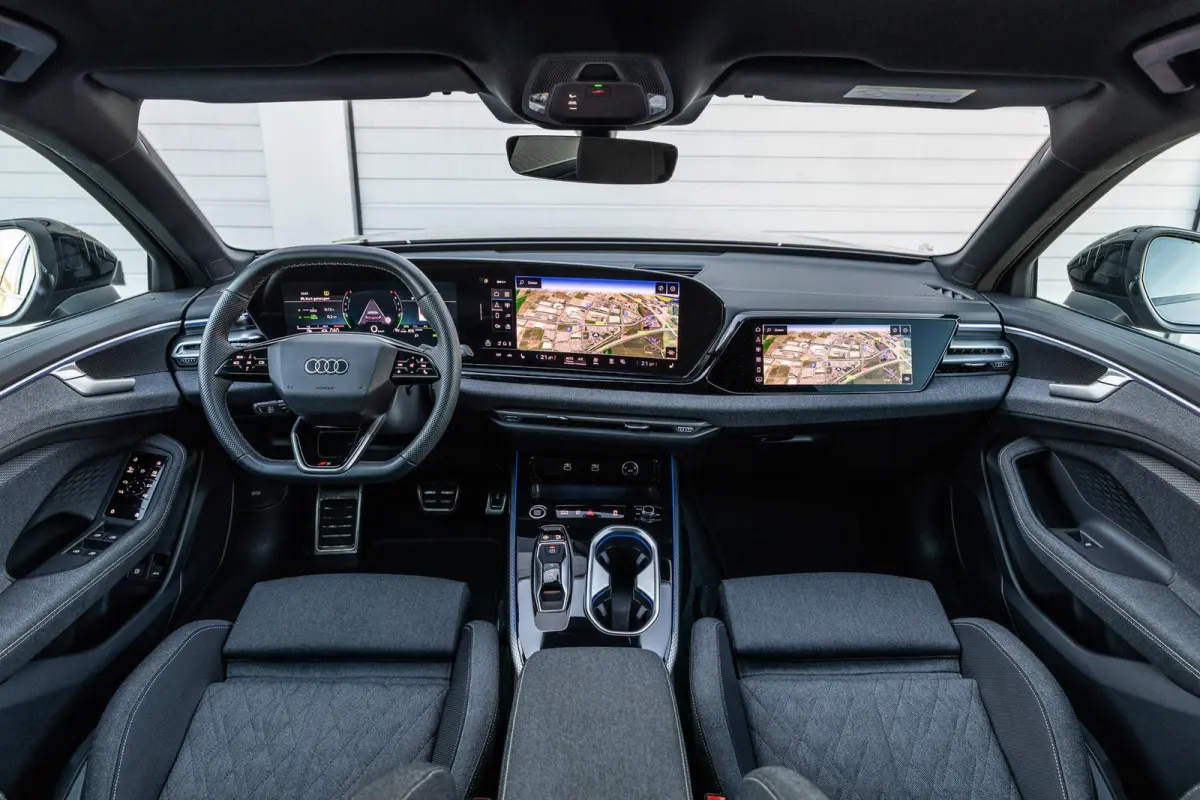 2.0 e-hybrid 299pk quattro S edition | Trekhaak | Bijrijdersscherm | Vierwielbesturing | 360° camera