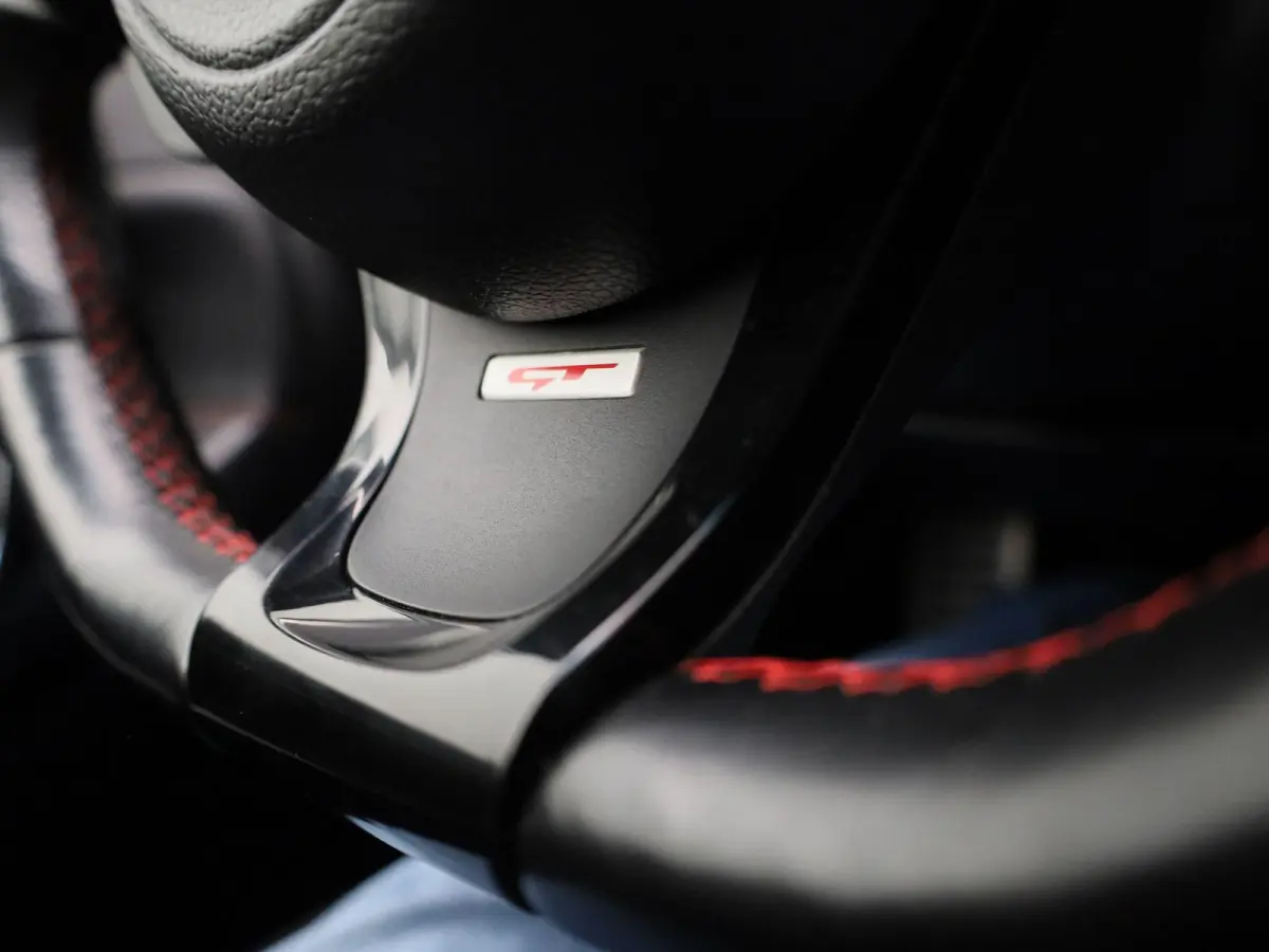 cee'd 1.6 T-GDi GT | Climate Control | Panoramadak | Achteruitrijcamera | Lichtmetalen Velgen