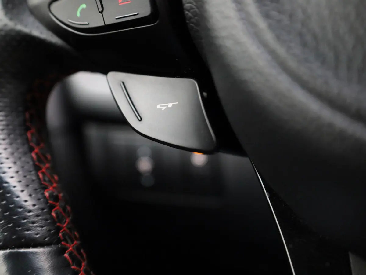 cee'd 1.6 T-GDi GT | Climate Control | Panoramadak | Achteruitrijcamera | Lichtmetalen Velgen