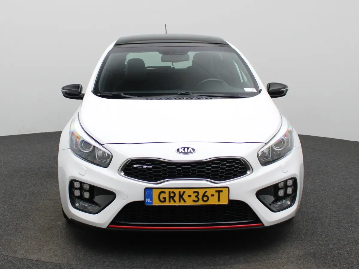 cee'd 1.6 T-GDi GT | Climate Control | Panoramadak | Achteruitrijcamera | Lichtmetalen Velgen