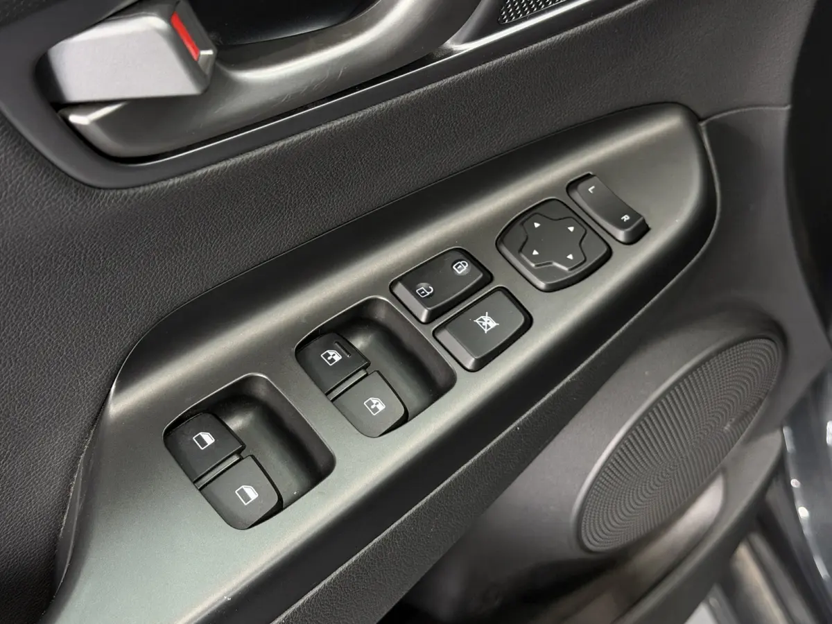 EV 64 kWh SOH 100% NavI | Warmtepomp | Stoel & Stuur verwarming | 17" | ACC | 100 % elk jaar Dealer onderhouden!