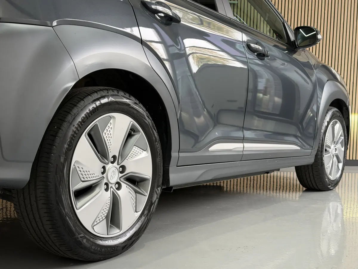 EV 64 kWh SOH 100% NavI | Warmtepomp | Stoel & Stuur verwarming | 17" | ACC | 100 % elk jaar Dealer onderhouden!