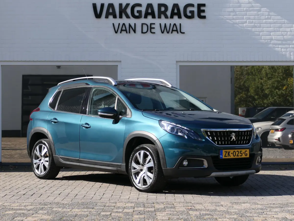 1.2 PureTech Blue Lease Allure | 130 PK | Nieuwe distributieriem | Panoramadak | Climate Control | Achteruitrijcamera | Cruise Control | Trekhaak | Half leder | Lichtmetalen velgen | NAP