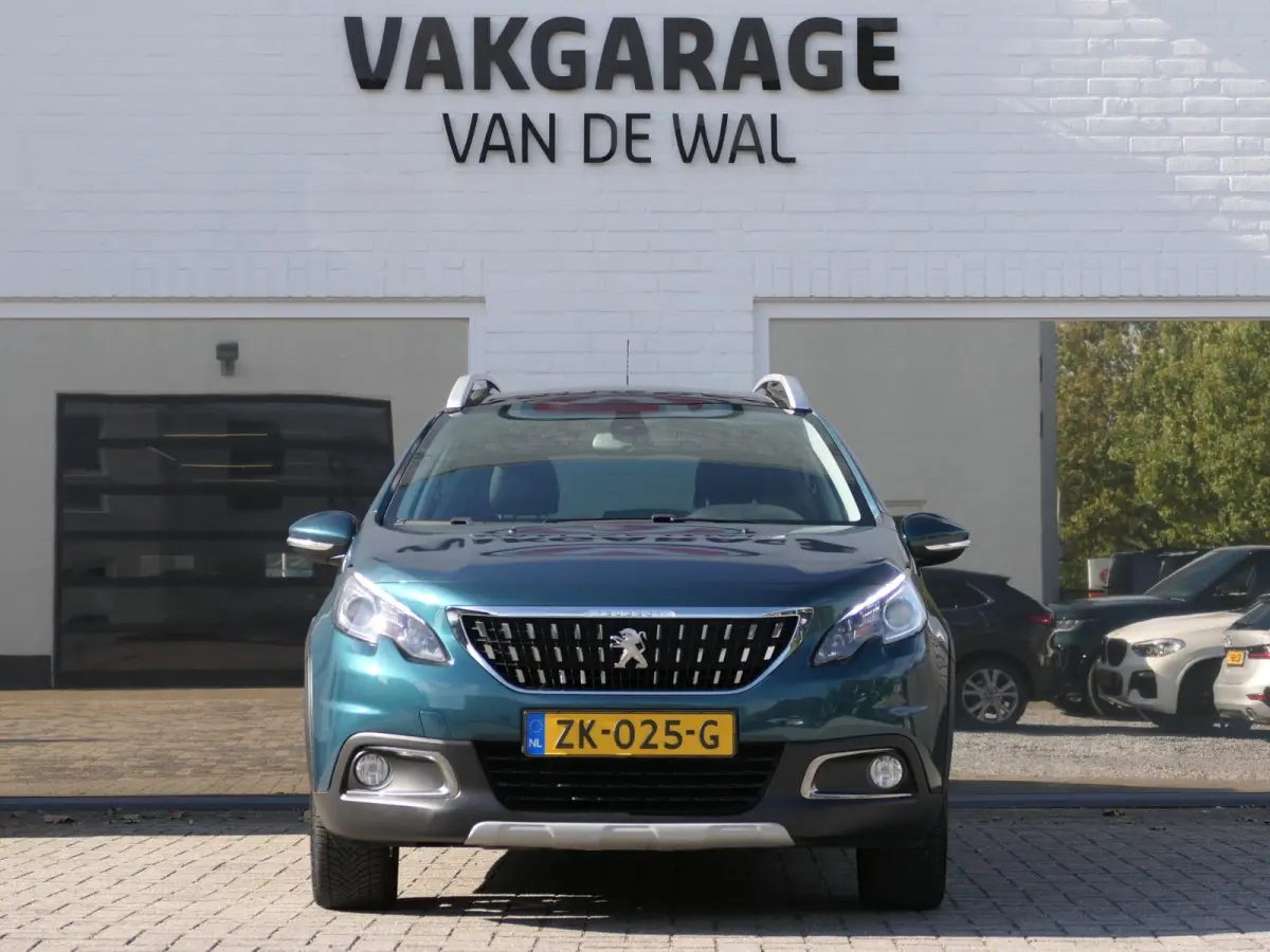 1.2 PureTech Blue Lease Allure | 130 PK | Nieuwe distributieriem | Panoramadak | Climate Control | Achteruitrijcamera | Cruise Control | Trekhaak | Half leder | Lichtmetalen velgen | NAP