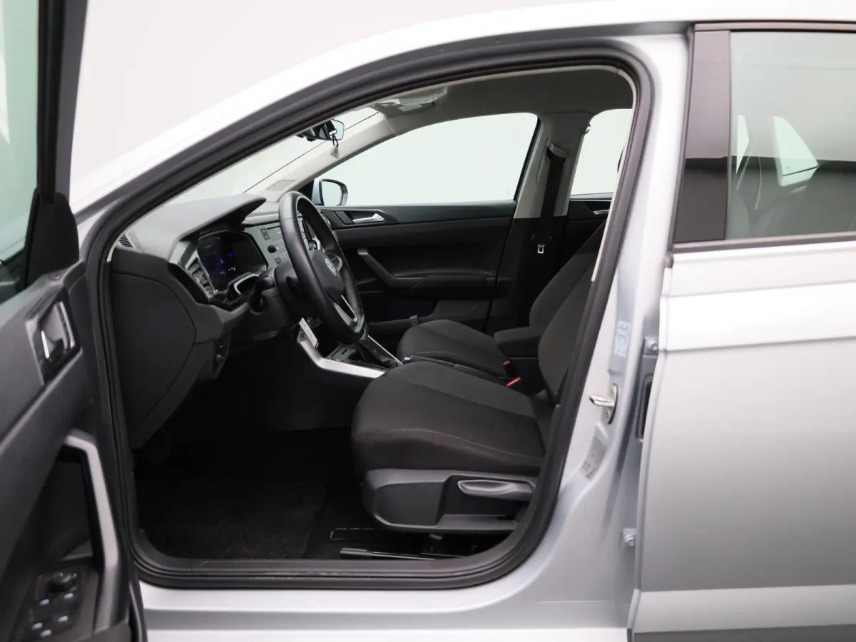 1.0 TSI Life | Automaat | Apple Carplay / Android Auto | Achteruitrijcamera | Lichtmetalen Velgen