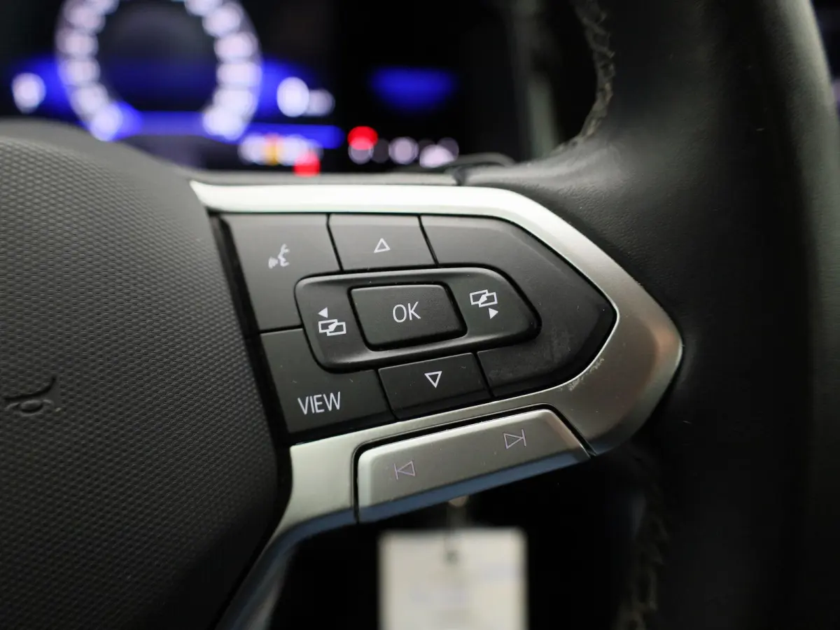 1.0 TSI Life | Automaat | Apple Carplay / Android Auto | Achteruitrijcamera | Lichtmetalen Velgen