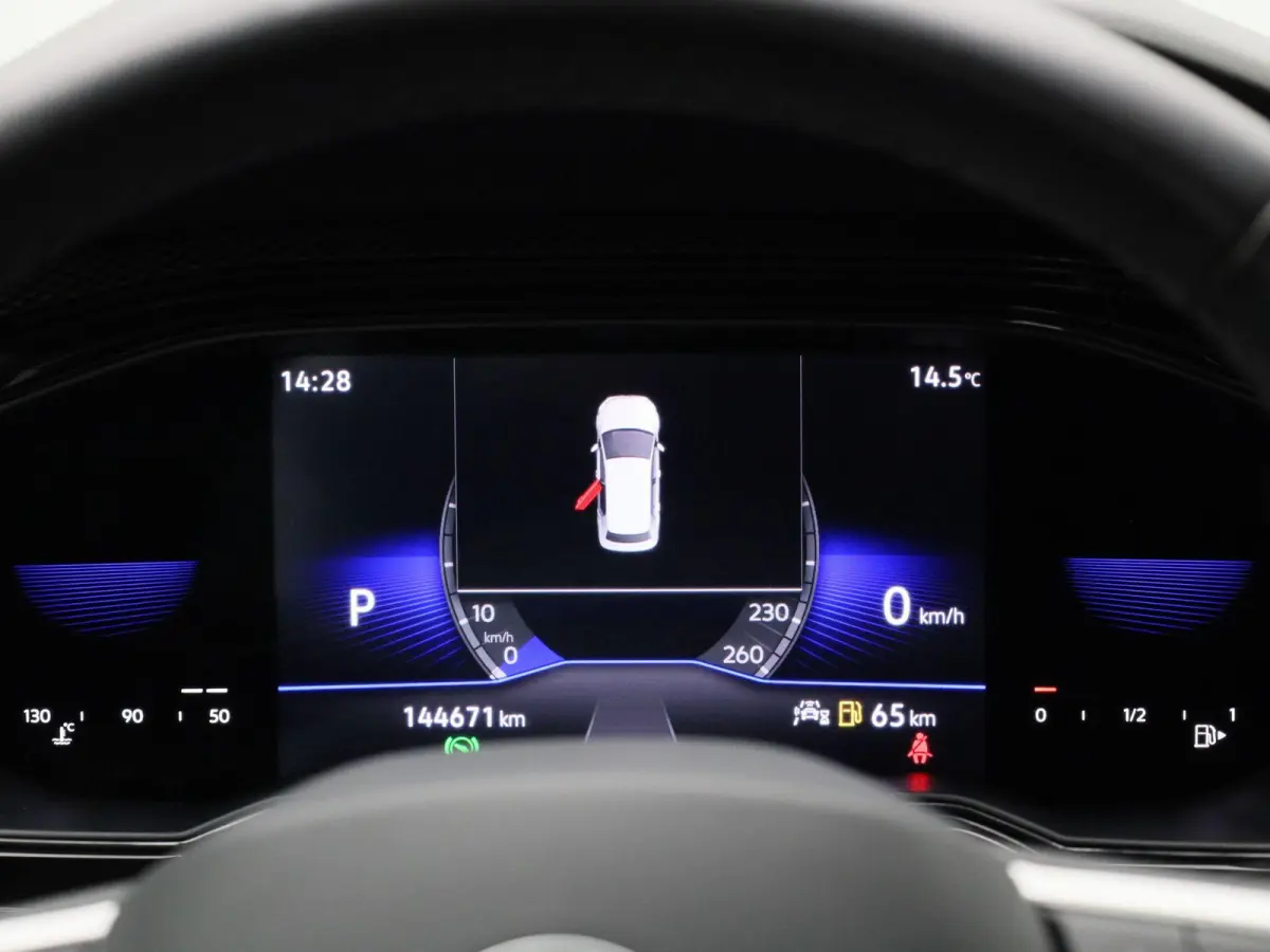 1.0 TSI Life | Automaat | Apple Carplay / Android Auto | Achteruitrijcamera | Lichtmetalen Velgen