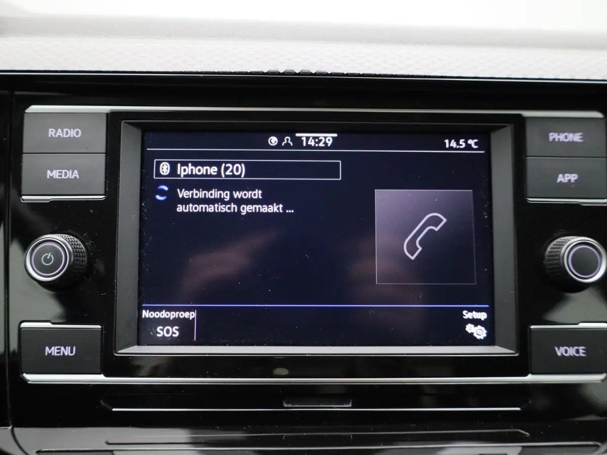 1.0 TSI Life | Automaat | Apple Carplay / Android Auto | Achteruitrijcamera | Lichtmetalen Velgen