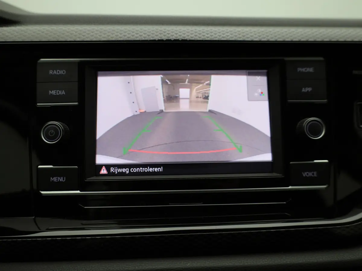 1.0 TSI Life | Automaat | Apple Carplay / Android Auto | Achteruitrijcamera | Lichtmetalen Velgen