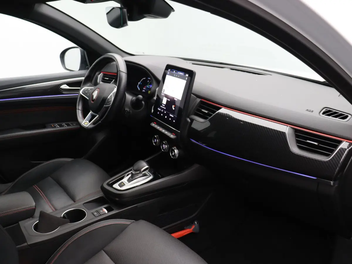 1.6 E-Tech Hybrid 145 R.S. Line | Stoel & Stuur verwarming | Grootscherm Navigatie | Adaptive Cruise |