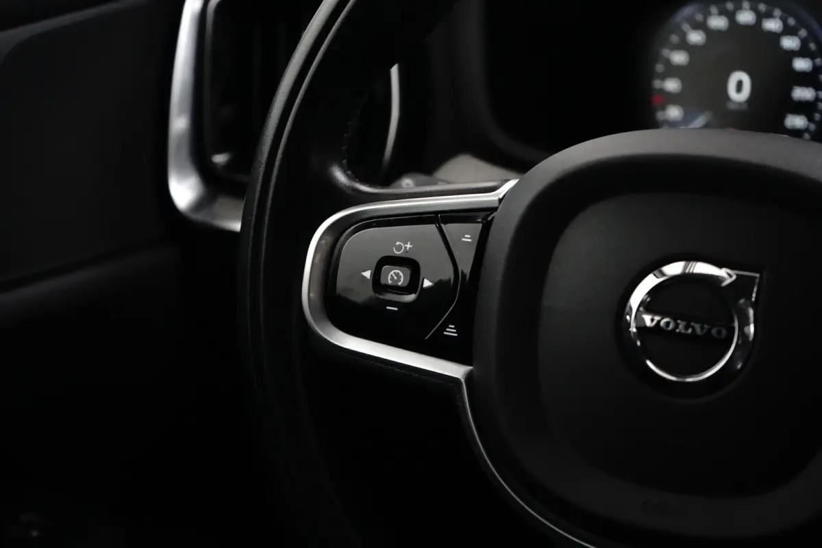 2.0 T6 Recharge AWD Inscription | Trekhaak | Adaptieve CC | Memory | Stoel & stuurverwarming | Leder | BLIS |